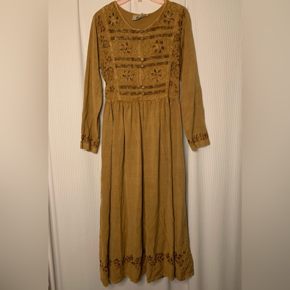 EIF Maxi Dress Boho Style Tan Rayon Embroidered detailing Size Small